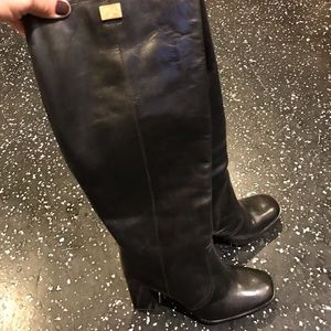 DVF Black boots 👢